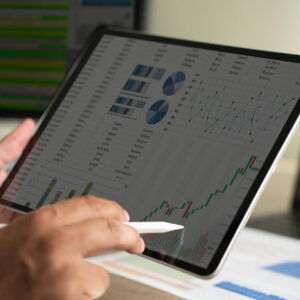 GA4のレポート機能の基礎知識や設定方法をわかりやすく紹介