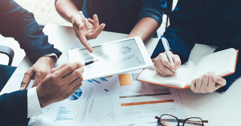 ホワイトペーパー制作完全ガイド｜リード獲得につながる構成・手順・活用法を徹底解説