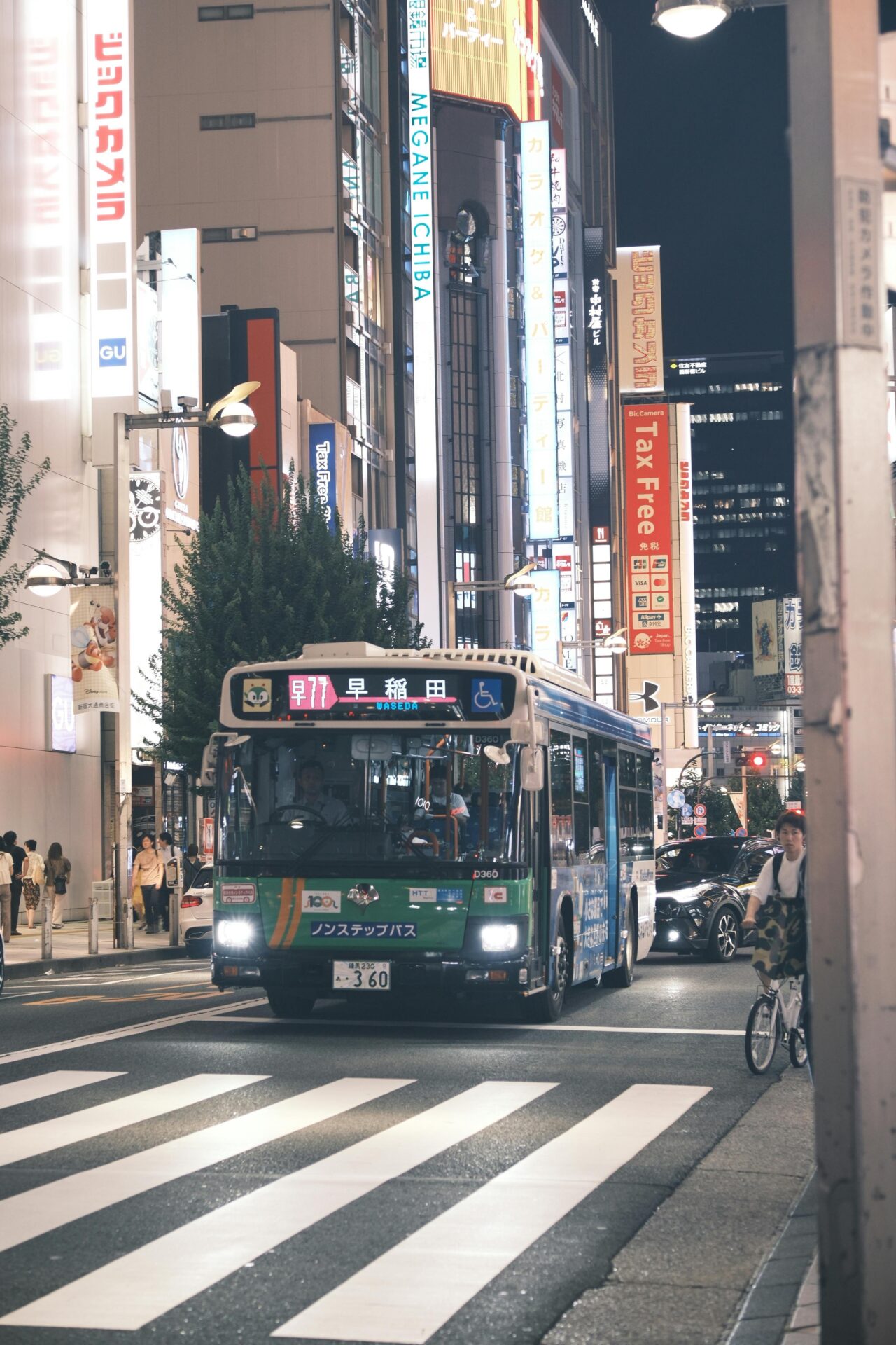 更新業務の内製と外注、どちらが向いているか